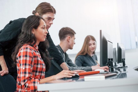 How to Apply for a Computer Science Course in the UK: Step-by-Step Guide?
